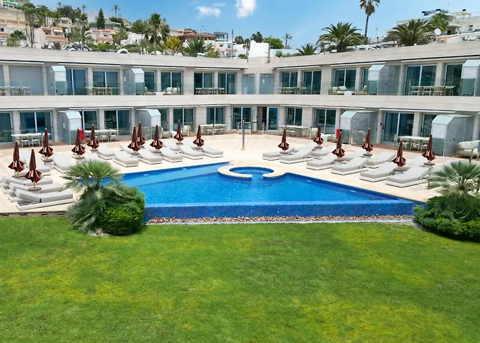 Apartamentos Montiboli